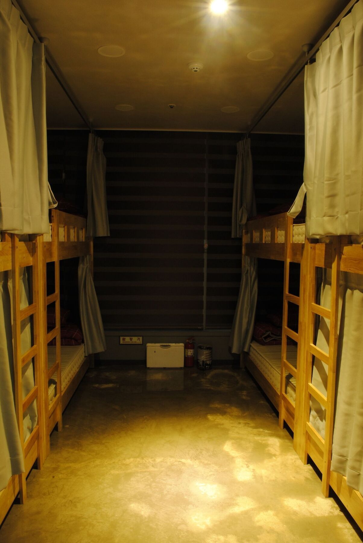 Moondong'S Hostel Пусан Екстериор снимка